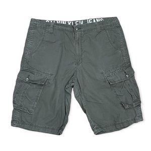 Calvin Klein Jeans Grey Mens Cargo Shorts Size 38. 11” inseam